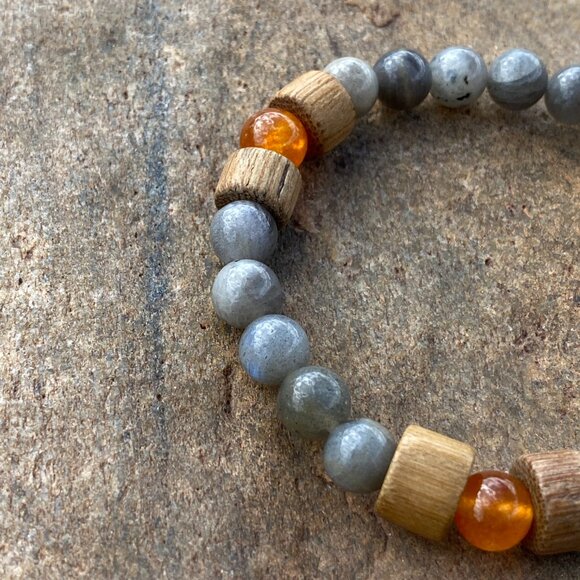 Wanderer and Gatherer - Bamboo, Carnelian, and Labradorite Bracelet 6" - Picture 2 of 4